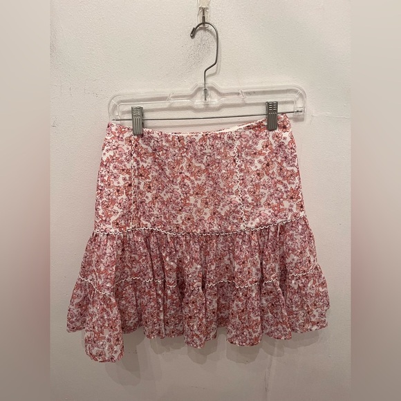 Significant Other Pink Floral Tiered Mini Skirt Size 2 - Picture 3 of 4